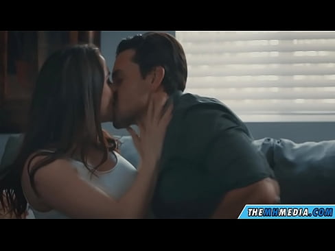 ❤️ Ρομαντικό σεξ με μια καλή μαμά με πλούσιο στήθος ❤ Πόρνο ❌️❤